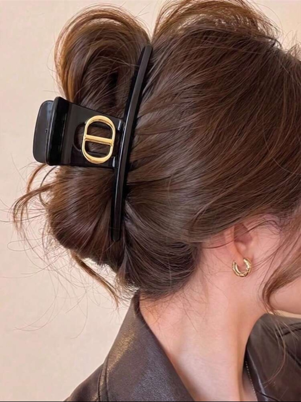 Fashion CD Hair Claw Clip Black with Gold Accent
